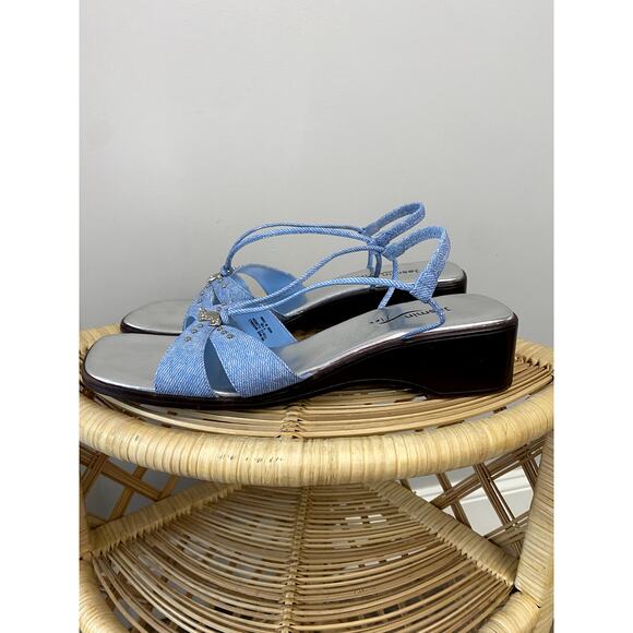 Jasmin Flex Blue Strappy Platform Sandals w/ Elephant pendant Sz 11B - Picture 4 of 9
